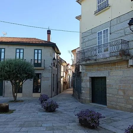 O Enxido - Vive Dentro De La Muralla De *